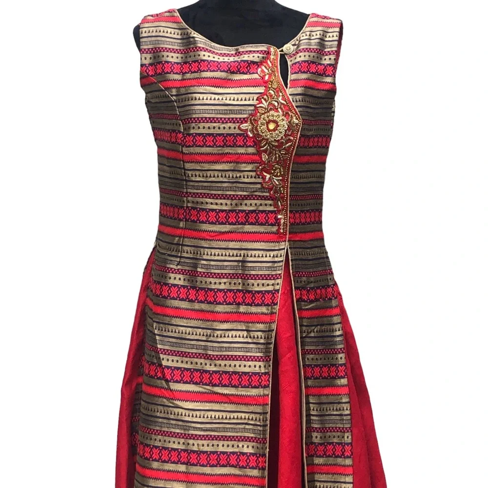 Traditional Red & Gold Dress Made in India size 8 - Picture 8 of 16